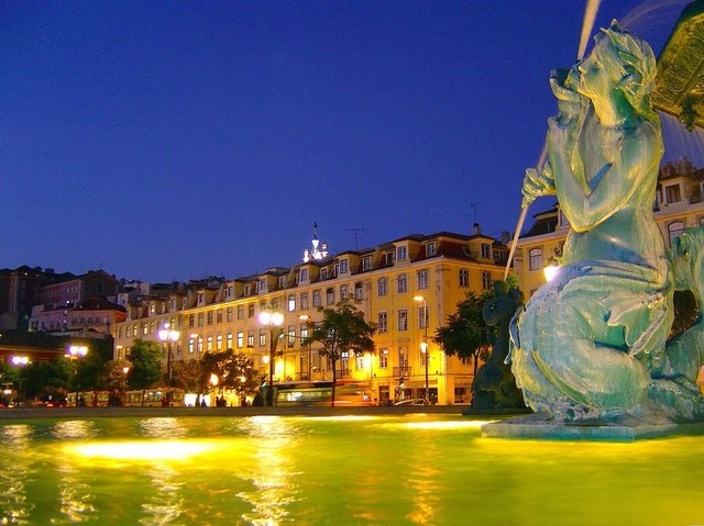 Lizbon Portekiz    - 88.6 saat -  -