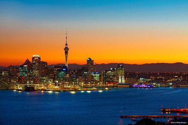 Auckland Yeni Zellanda    - 44.6 saat -