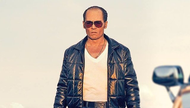 Oscar şansı: Johnny Depp'in fiziksel dönüşüm geçirdiği performansı adaylık getirebilir. Ayrıca Joel Edgerton'ın çıkardığı profesyonel iş de mükafatını alabilir. Dar ölçekli geçmiş portresiyle teknik dallar zor gözüküyor