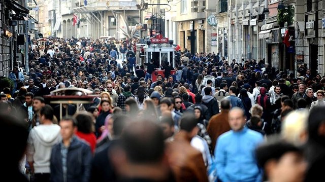 Kalp hastalıkları geçmişte orta yaş ve üzerindeki insanların hastalığı olarak görülürken; günümüzde genç yaşlı demeden her yaştaki insanda görülebilir hale geldi.