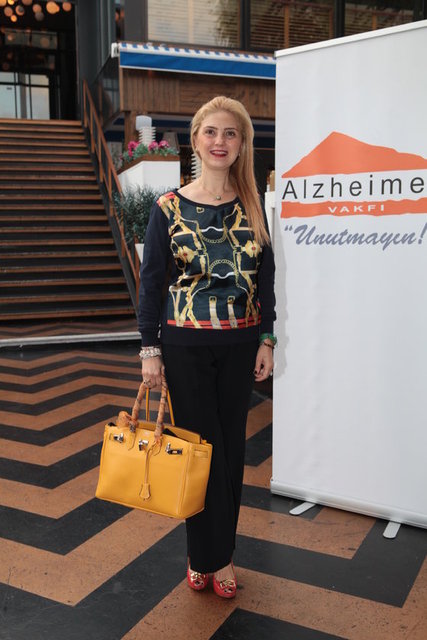 ARZU ÖZAL