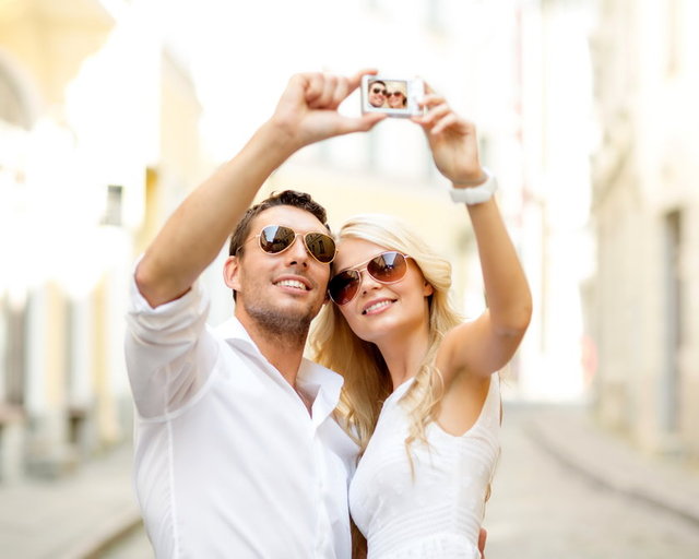 16. Asla kaba ya da incitici konuşmuyor, davranmıyorsa... -