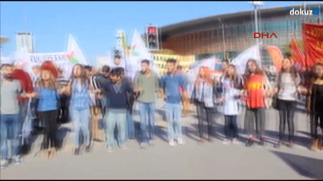 Sıhhiye Meydanı'nda bugün "Savaşa İnat, Barış Hemen Şimdi, Barış Emek Demokrasi" konulu toplantı ve gösteri yürüyüşü düzenlenecekti.  -