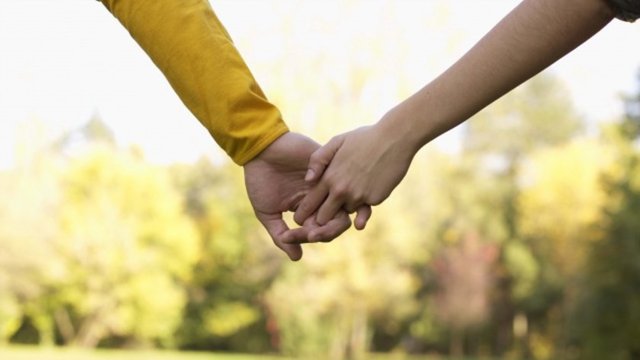 Birbirinize güvenin. Güven, bir ilişkinin temelidir ve bunu sağlamazsanız ilişkiniz yıkılabilir demektir