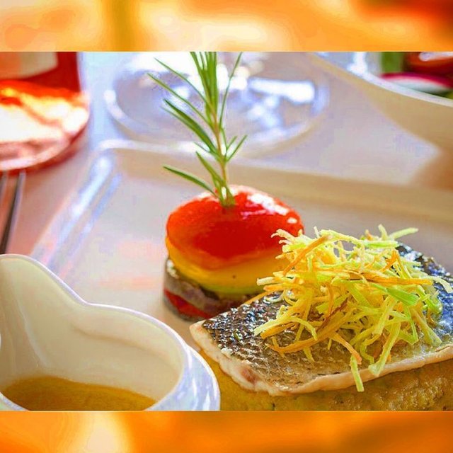 Bu konuda verilebilecek tavsiye ise şöyle: Yatağa girmeden 3 saat önce mutlaka yemeyi kesmelisin. Bu sayede, uykudayken vücudun depoladığı yağı artırmak yerine, yağ yakmaya meyilli oluyor.