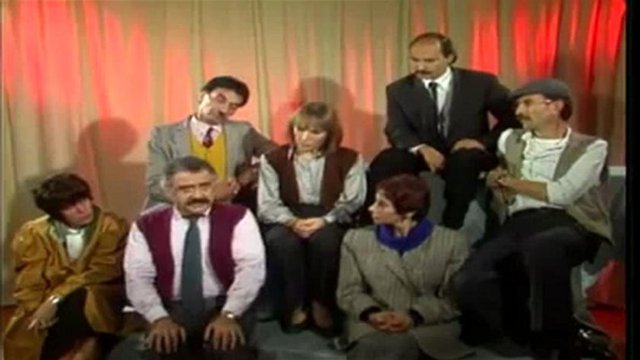 ESER YENENLER - "Levent Kırca...Büyük bir ustayı da kaybettik...İçi daralıyor insanın, üstüne üstüne geliyor her şey..."