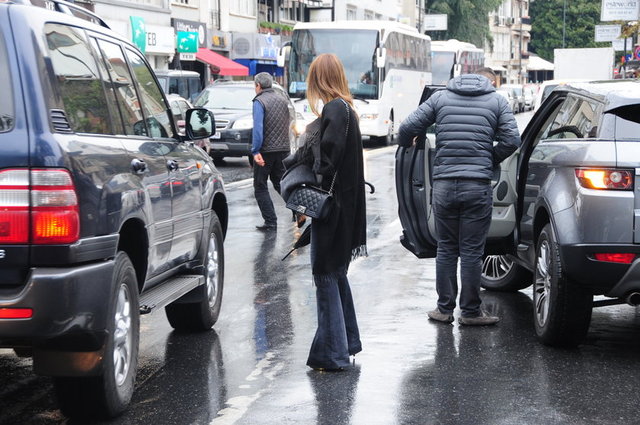 HANDE GAMGAM