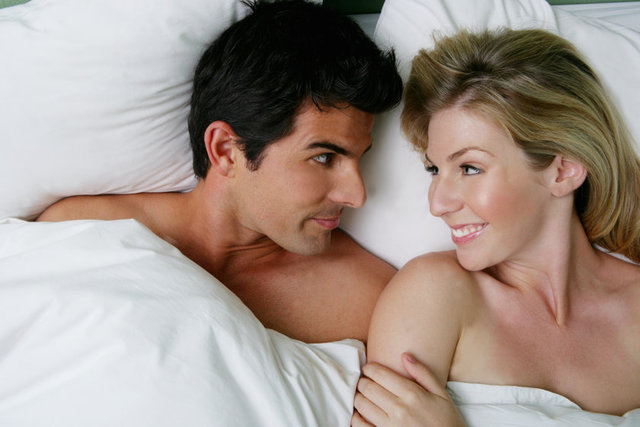 46- Araştırmalar, tahrik olmak için porno film izleyenlerin yüzde 48'inin cinsellikleriyle daha barışık ve partnerlerinin cinsel ihtiyaçlarını gidermek konusunda daha istekli olduğunu ortaya çıkarmış.