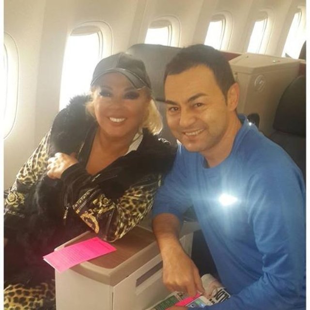 SAFİYE SOYMAN - Ünlülerin sosyal medyada paylaştığı ilginç fotoğraflar ve yorumları... - Londra'ya uçarken