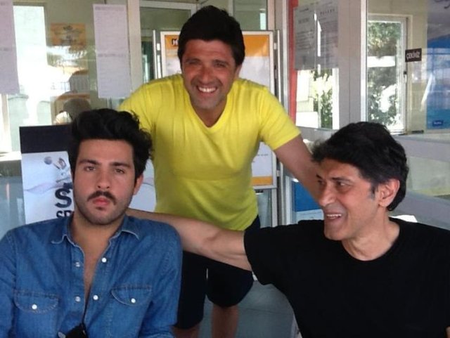 HAKAN URAL  - 3 kuşak bir arada