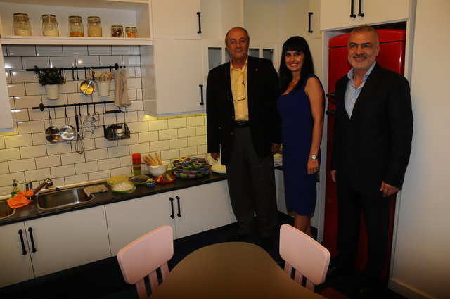 TUNCAY ÖZİLHAN, TAYFUN HIZEL, ZEYNEP YAZICI