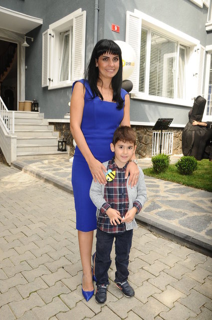 ZEYNEP, ARAS YAZICI