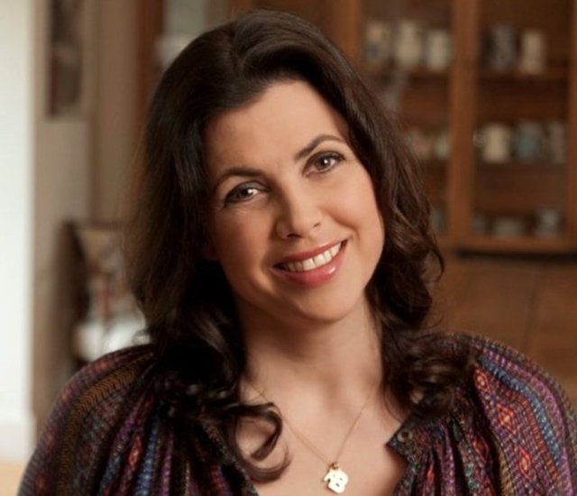 Anne Allsopp'un üzücü bir şekilde, ilk teşhisten sonra çifte mastektomi yapılarak her iki memesi de alındı, radyoterapi ve kemoterapi uygulandı ancak yine de hastalığı yenemedi.
