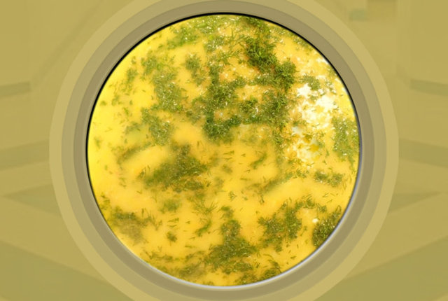 Zencefilli Çorba Tarifi  1 yemek kaşığı tereyağında, 1 soğan ve 2 diş sarımsakla hafif kavrulur. Üzerine doğranmış 1 havuç ve 1 küçük kereviz eklenir.