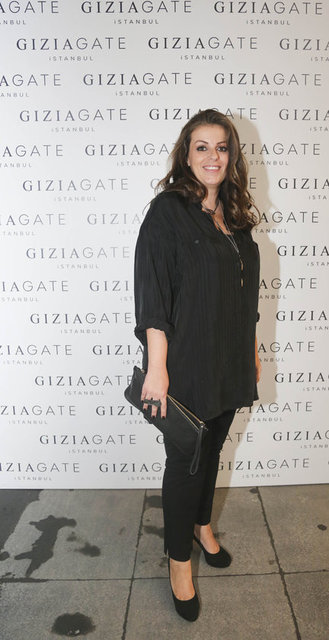 HANDE KASAPOĞLU