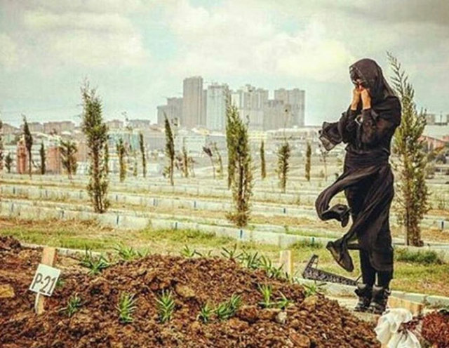 Şaşmaz'ın başka bir sevgilisi olduğu ortaya çıkmış ancak Hamarat, her şeye rağmen eşini çok sevdiğini ve yasını tutacağını söylemişti.