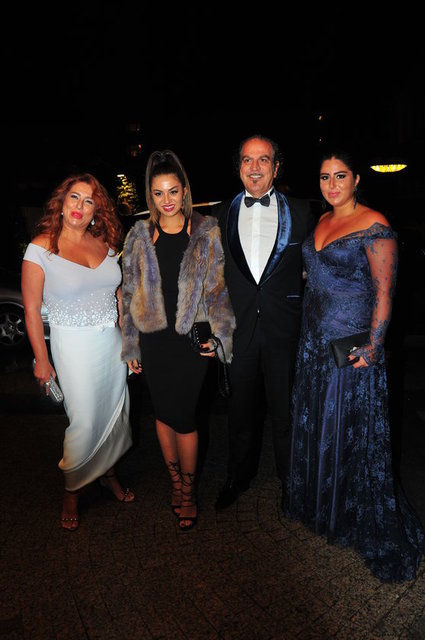 FATOŞ, LAL, TEVFİK, DİLA GÜR