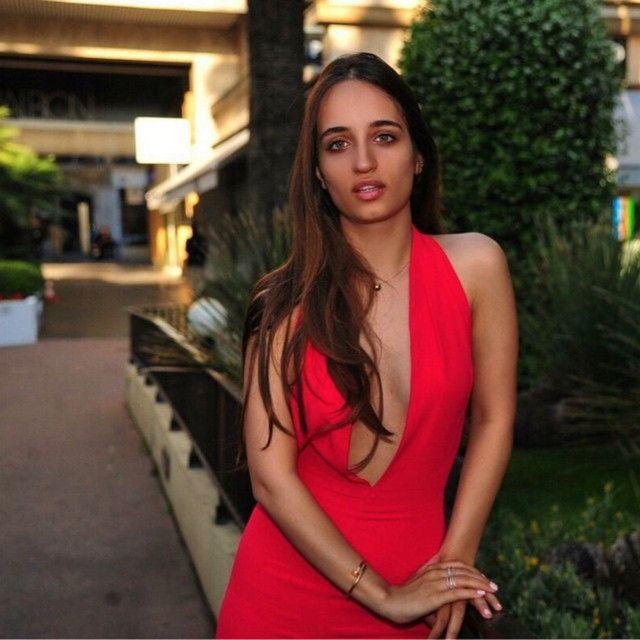 MELİSA TAPAN