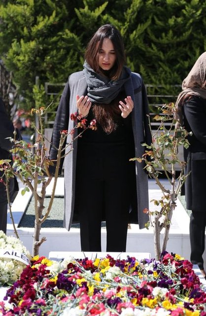 MELİSA TAPAN