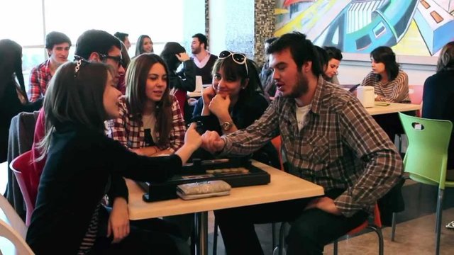 "toplam bilimsel doküman sayısı", "öğretim üyesi başına düşen toplam bilimsel doküman sayısı", "doktora öğrenci sayısı", "doktora öğrenci oranı", "öğretim üyesi başına düşen öğrenci sayısı" olmak üzere 9 kriter dikkate alındı.