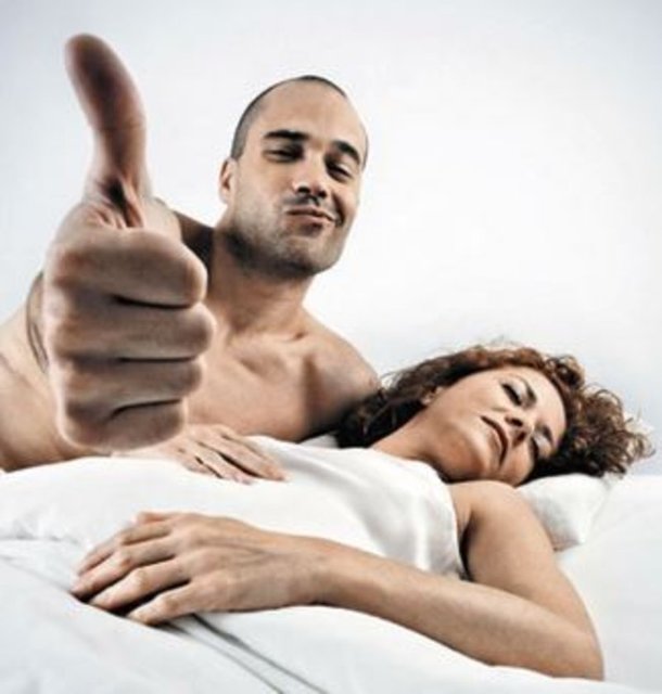 SEVİŞMEDEN SONRAKİ EVRE - Dikkat...Bu evrede kadının iç dünyası ilgi beklerken bir yandan da yarın ki işlerini düşünür. İşte o evrede kadını bunaltmadan güzel kelimelerle, küçük bir sandviçle ilginizi gösterin ve bırakın uyusun.