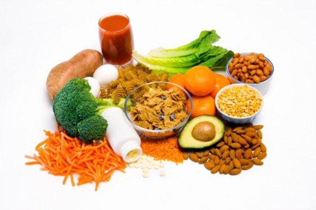 Çocukluk ve gelişme çağında D vitamini eksikliği varsa, kemiklerde raşitizm denen hastalık oluşuyor.