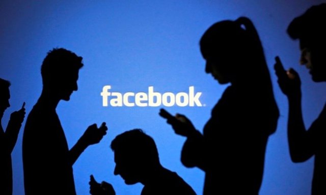 1.5 milyara yakın aktif kullanıcısıyla dünyanın en popüler sosyal medya ağı olan Facebook yeniliklerine her geçen gün devam ediyor.