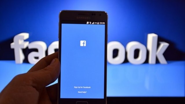 İşte 1.5 milyar üyesi bulunan Facebook hakkında bilmeniz gereken 10 özellik: