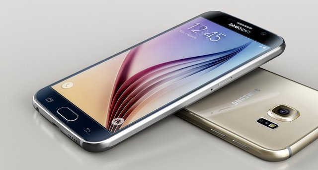 Samsung'un 2015 yılı için amiral gemisi olarak duyurduğu Galaxy S6 modeli 68946 puanla listemizin dördüncü sırasında.