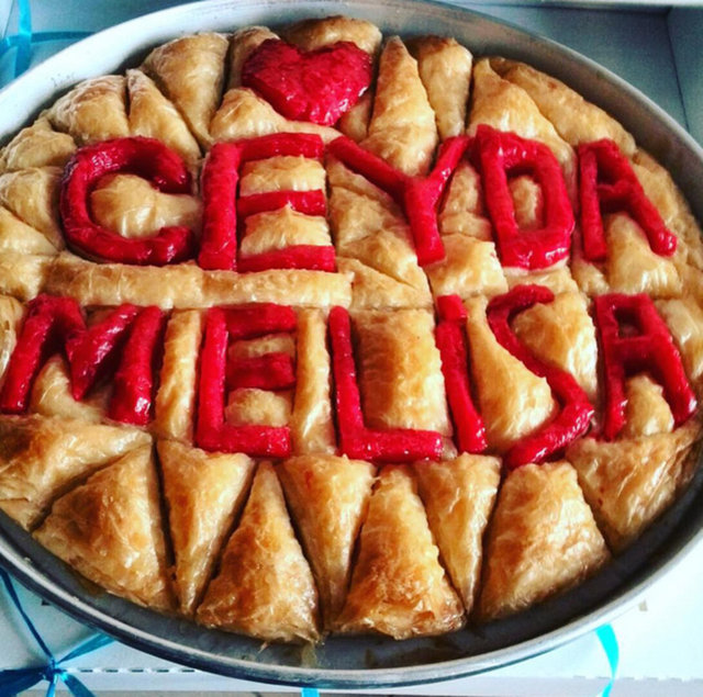 CEYDA DÜVENCİ Günün sürprizi