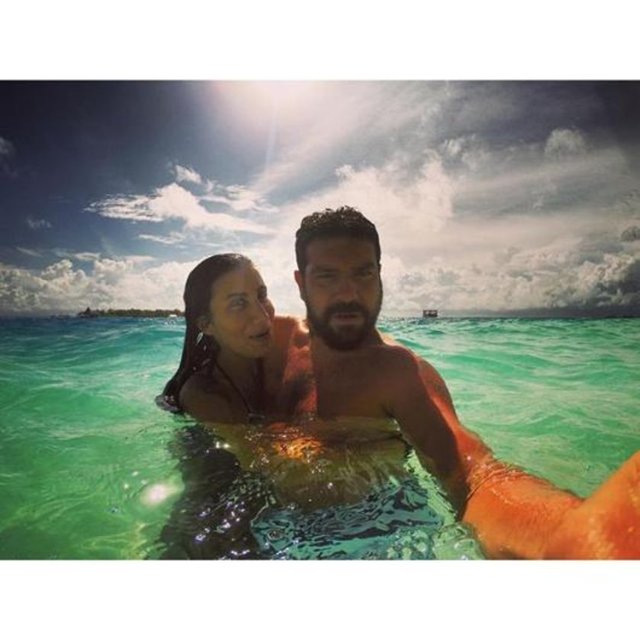 RIZA ESENDEMİR Geçmiş zaman olur ki