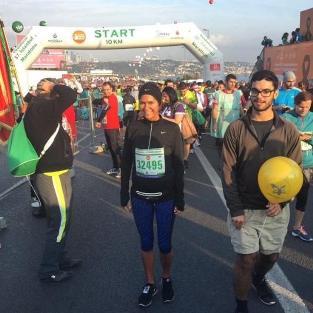 ŞEBNEM ÇAPA Ben de 37.istanbul avrasya maratonuna down sendromlulara destek için 10km koşacağım.....