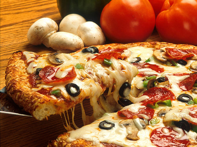 Michigan Üniversitesi'nde yapılan bir araştırmada iki bölümlük bir çalışma yapıldı. Uzmanlar yenilen  yiyecekler ve içeceklerin ardından bağımlılık yapan o ürünleri tespit ettiler.