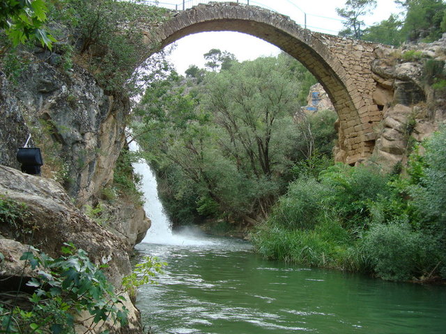 UŞAK - TOPLAM DÖVİZ MEVDUATI: 1548633000 TL