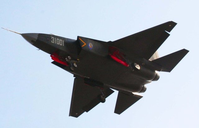 SAVAŞ UÇAĞI SAYISI ÇİN: 1.311