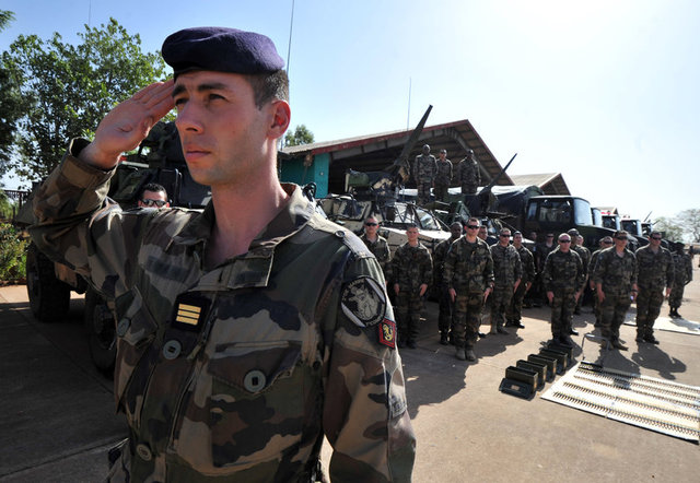 YILLIK SAVUNMA BÜTÇESİ FRANSA: 40.000.000 DOLAR 