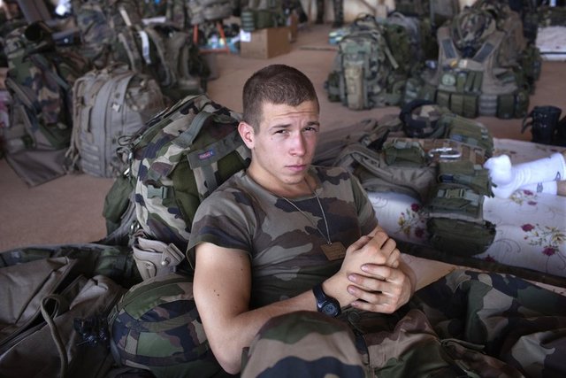 YEDEK ASKER SAYISI FRANSA: 195.770