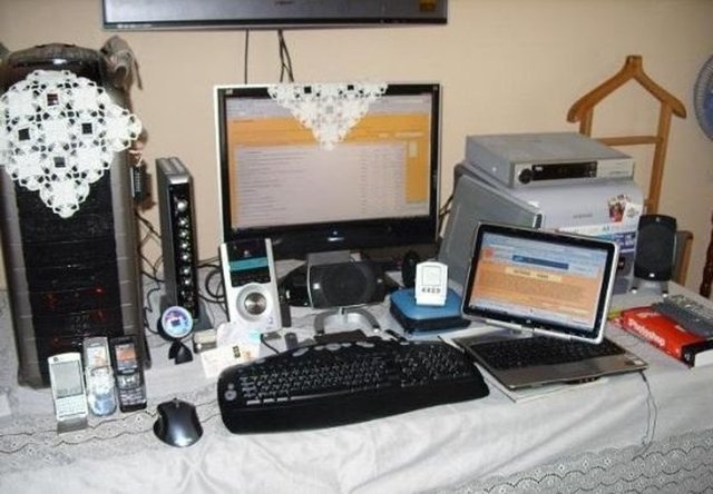 Danteller her eşyaya uygun hazırlanarak bütün evi kapladı yıllarca.