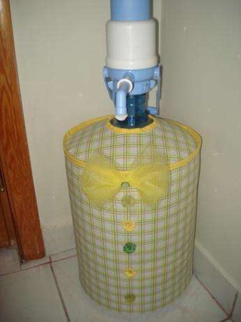 Su bidonu örtüsü.