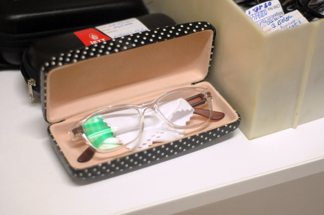 Tek tek tarihlenen eşyalar arasında cep telefonları, dizüstü bilgisayarlar, cüzdanlar ve gözlükler en çok unutulanlar arasında ilk sırayı alıyor.