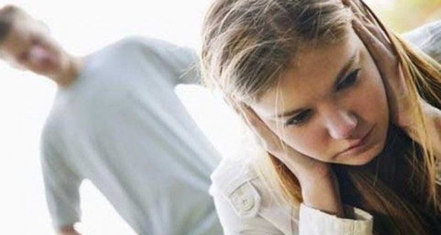 Evet duymak zorundasınız. Siz bir bağımlısınız. Ve bunu yenebilmek için çivi çiviyi söker mantığıyla yeni ve sağlıklı bir ilişki arayışına girmeniz gerekir.