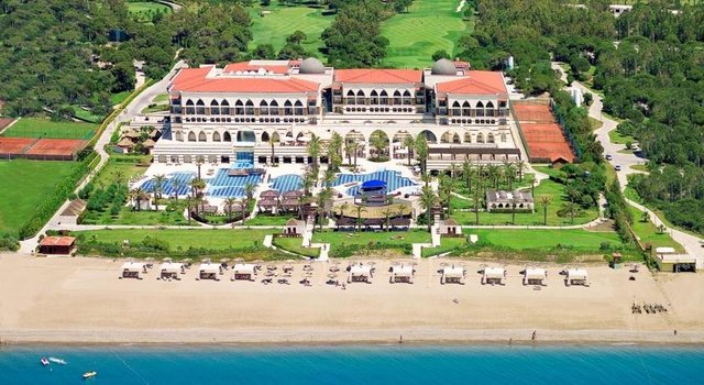 Merkel, kalacak yer için Kempinski The Dome'u seçti.