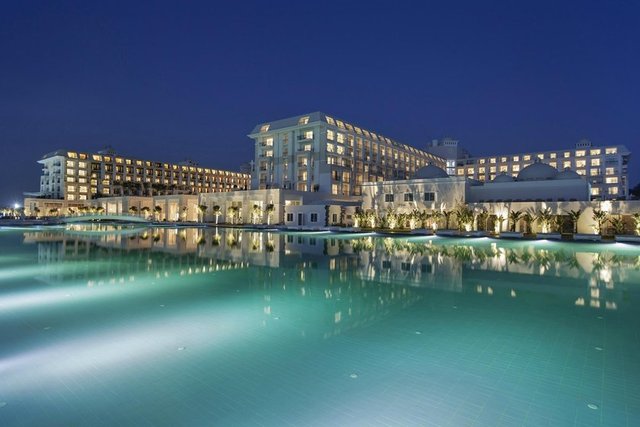 Japonya Başbakanı, Titanic Deluxe Belek'te geceliği 1200 Euro olan suitte konaklayacak.