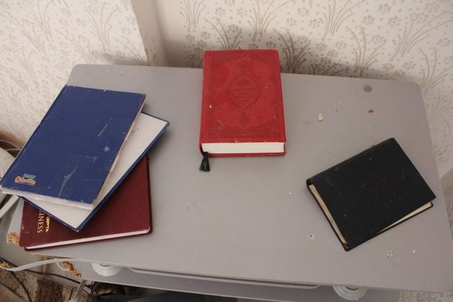 Sabah saatlerinde olay yeri inceleme ekipleri, patlamanın yaşandığı bölgede çalışmalarını sürdürdü. Yıkımın büyüklüğü de gün ışığıyla ortaya çıktı. Parçalanan duvarlar ve ev eşyalarının onlarca metre uzağa fırladığı görüldü. 