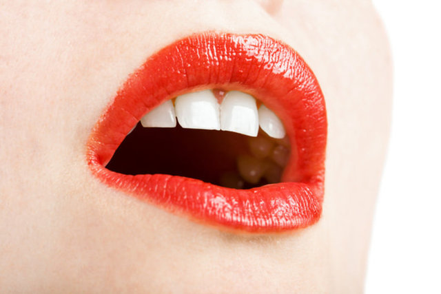 Prof. Dr. Cem İncesu, "Nemfomani, cinsel  isteğinde aşırılık olan dolayısıyla cinselliği çok fazla yaşayan veya  cinselliğiyle çokça uğraşan kadınlar için kullanılan bir terim.