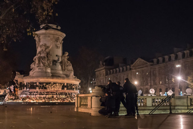 Daha sonra ortalığın sakinleşmesi ile halk sığındıkları binalardan çıktı.