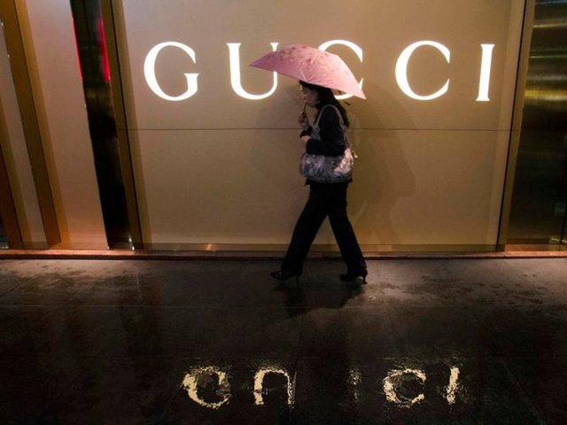  Gucci