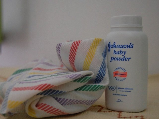 JOHNSON & JOHNSON