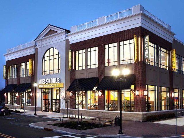 Barnes & Noble