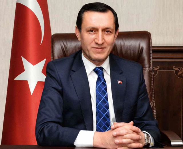 Başbakan YardımcısıEmrullah İşler - 24. Dönemde İSİPAB Türk Grubu Başkanı oldu. 25 Aralık 2013-29 Ağustos 2014 tarihleri arasında 61. Hükümette Başbakan Yardımcılığı görevinde bulundu. Halen Milli Eğitim, Kültür, Gençlik ve Spor Komisyonu Başkanlığı görevi üstlendi. 